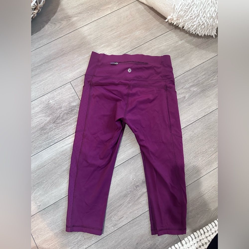 Lululemon Leggings • Size 6 (Beautiful Plum Color) • Like New - Picture 3 of 4